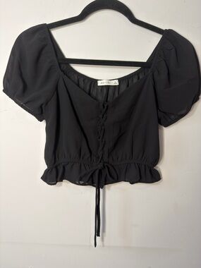 Active USA Black Puff Sleeve Lace-Up Crop Top
